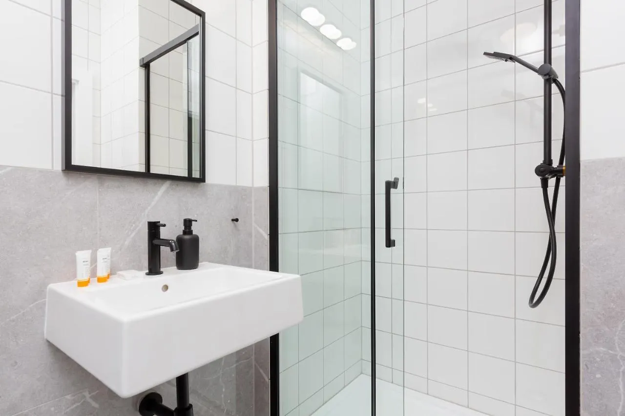 Artistic Zoliborz Apartments By Noclegi Renters Varsó